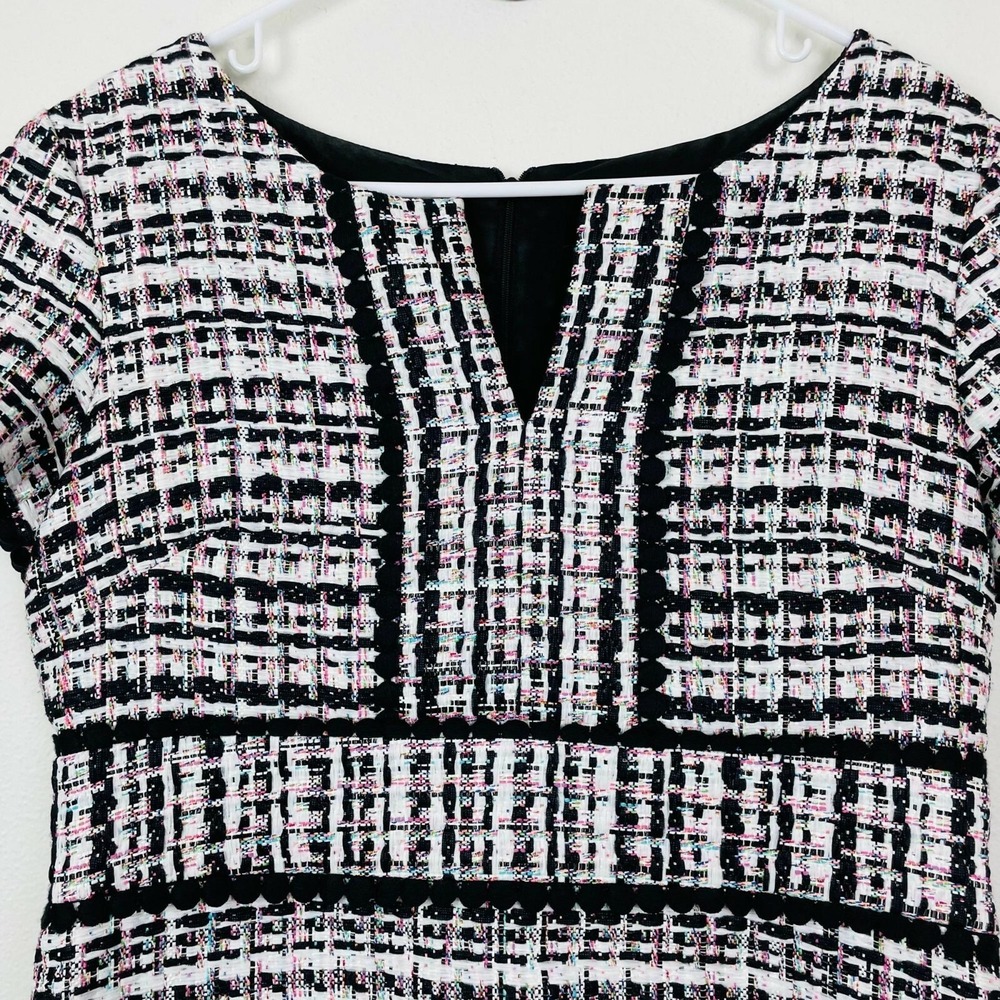 Sara Campbell Sheath Black‎ and White Tweed Dress with Color Specks Throughout - Picture 3 of 7